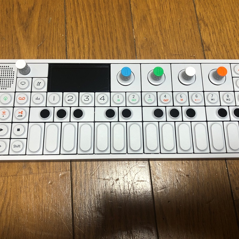 Teenage Engineering OP-1の画像